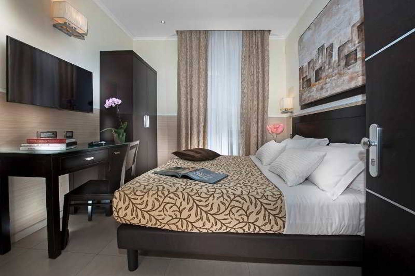 Yes-Hotel-Boutique-Rome-Room-14