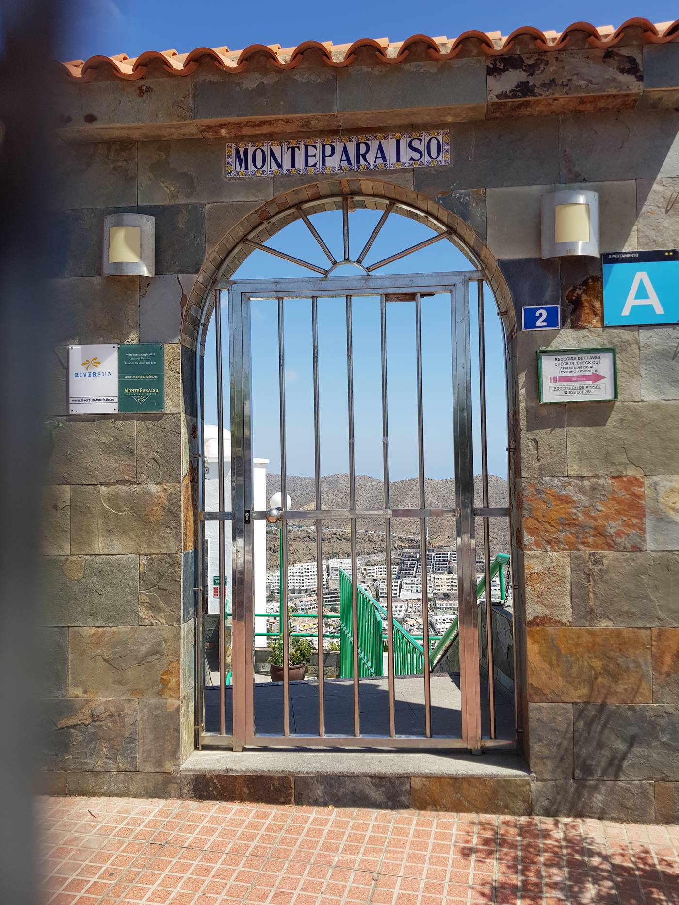 Monteparaiso-Lobby-16