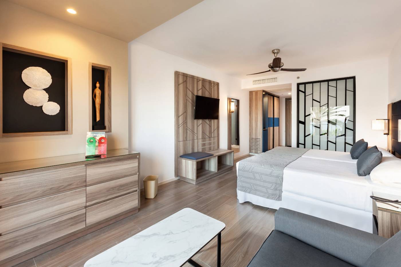 Riu-Palace-Oasis-Room-23