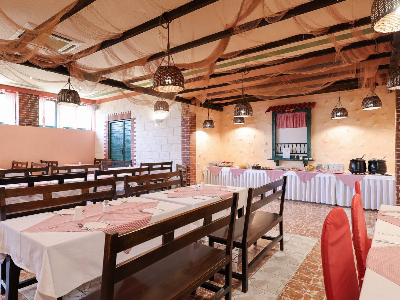 Apartmani-Medena-Restaurant-34