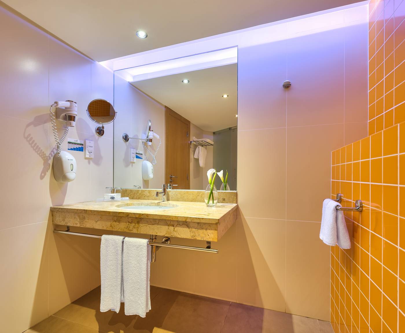 The-Views-Oasis-Room-28