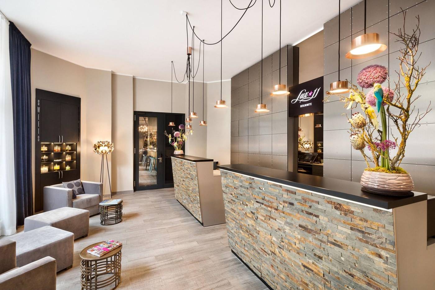 Lux-11-Berlin-Mitte-Lobby-3