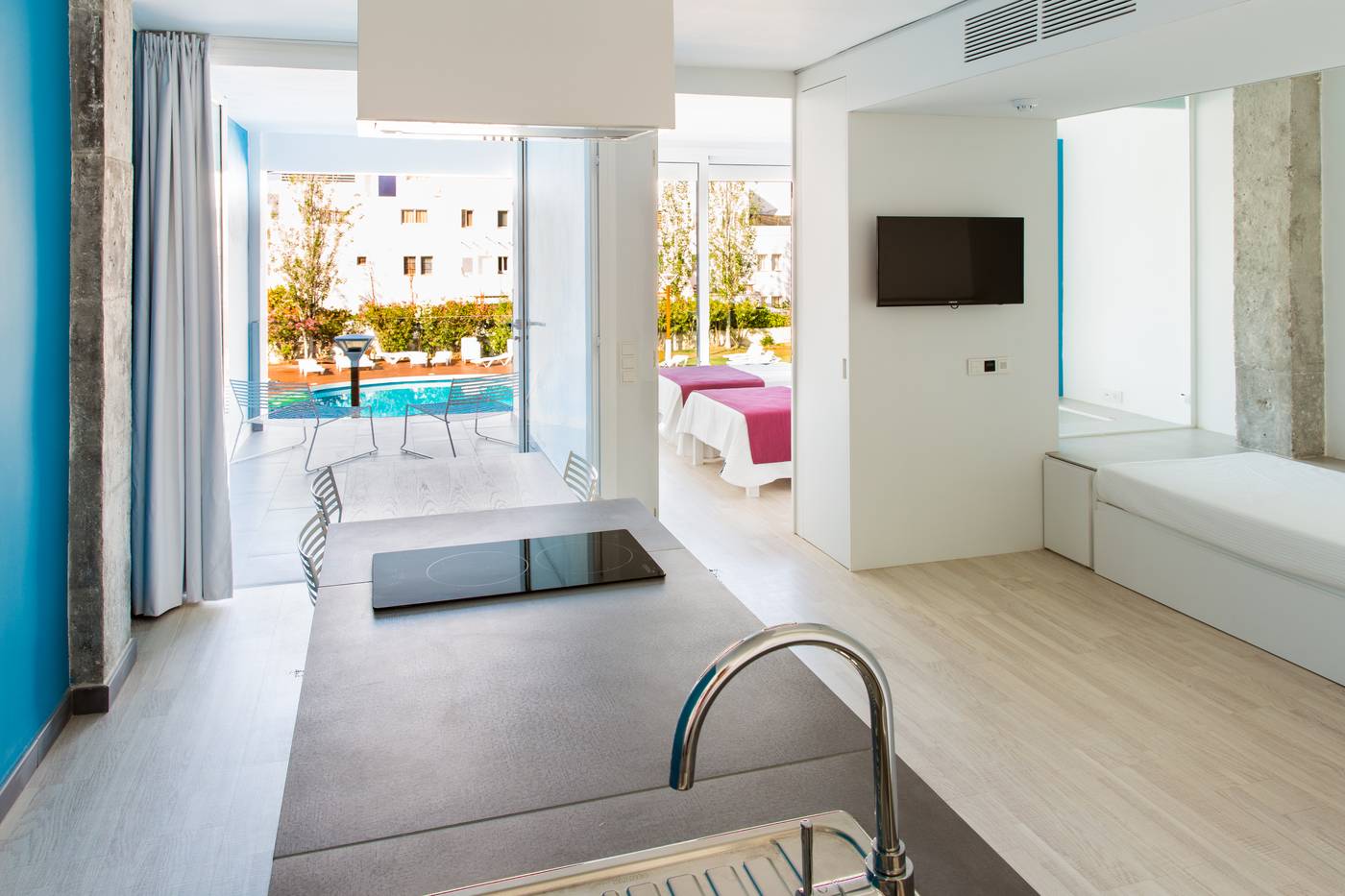 Ebano-Hotel-Apartments-Room-21