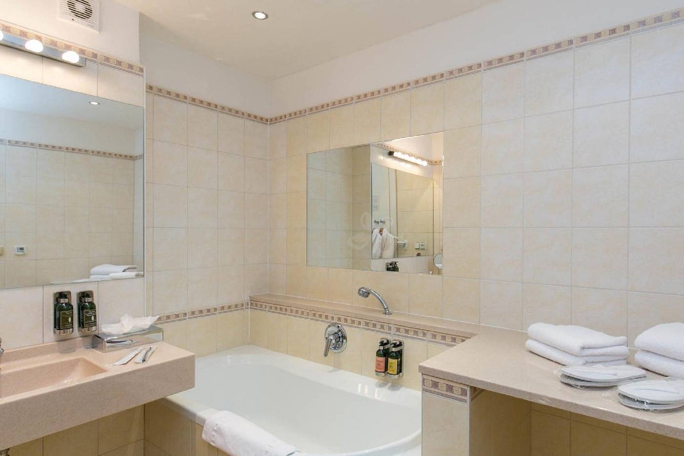 Hotel-Klarov-Room-51