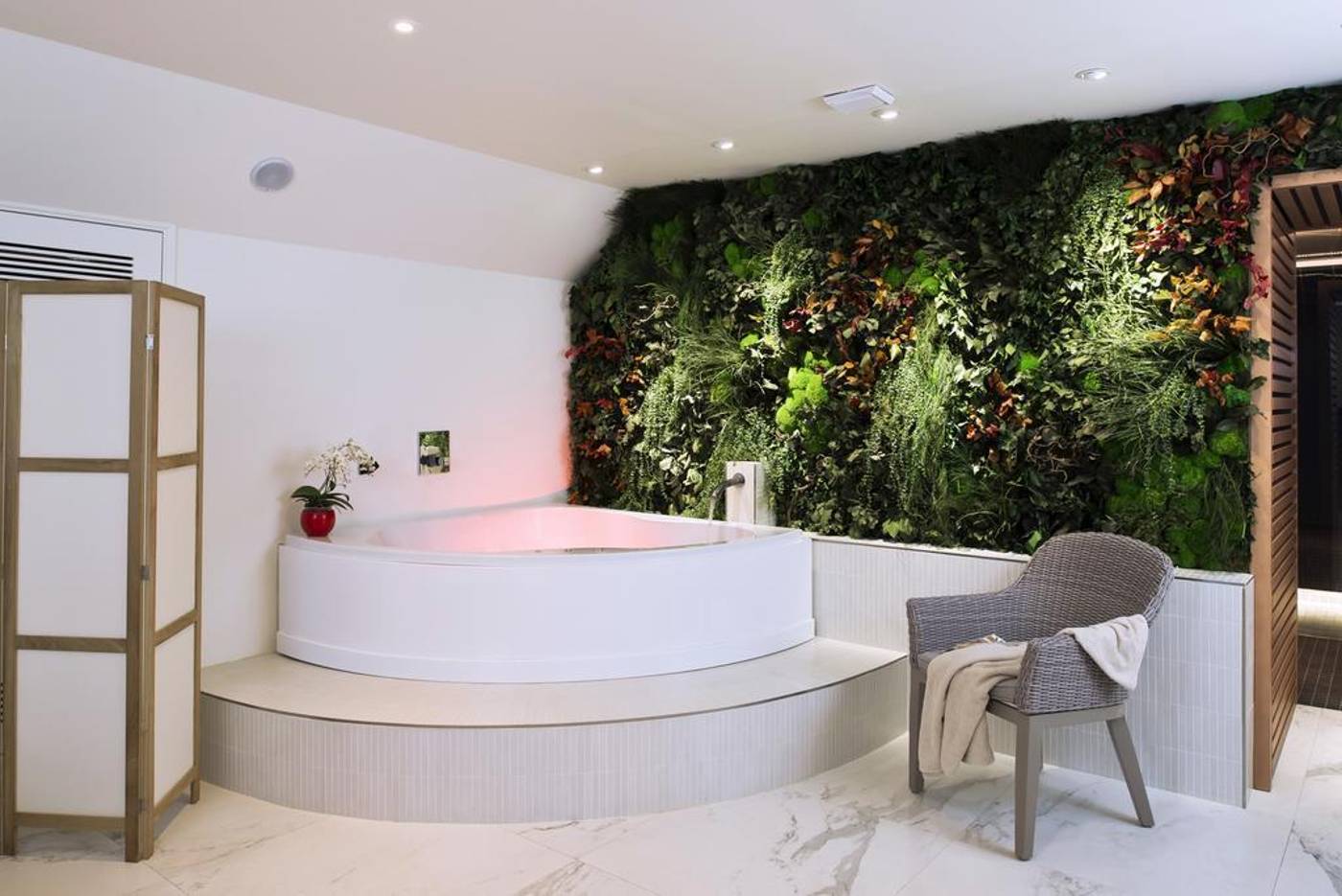 Hotel-Saint-Petersbourg-Opera---Spa-Sports-and-Entertainment-63