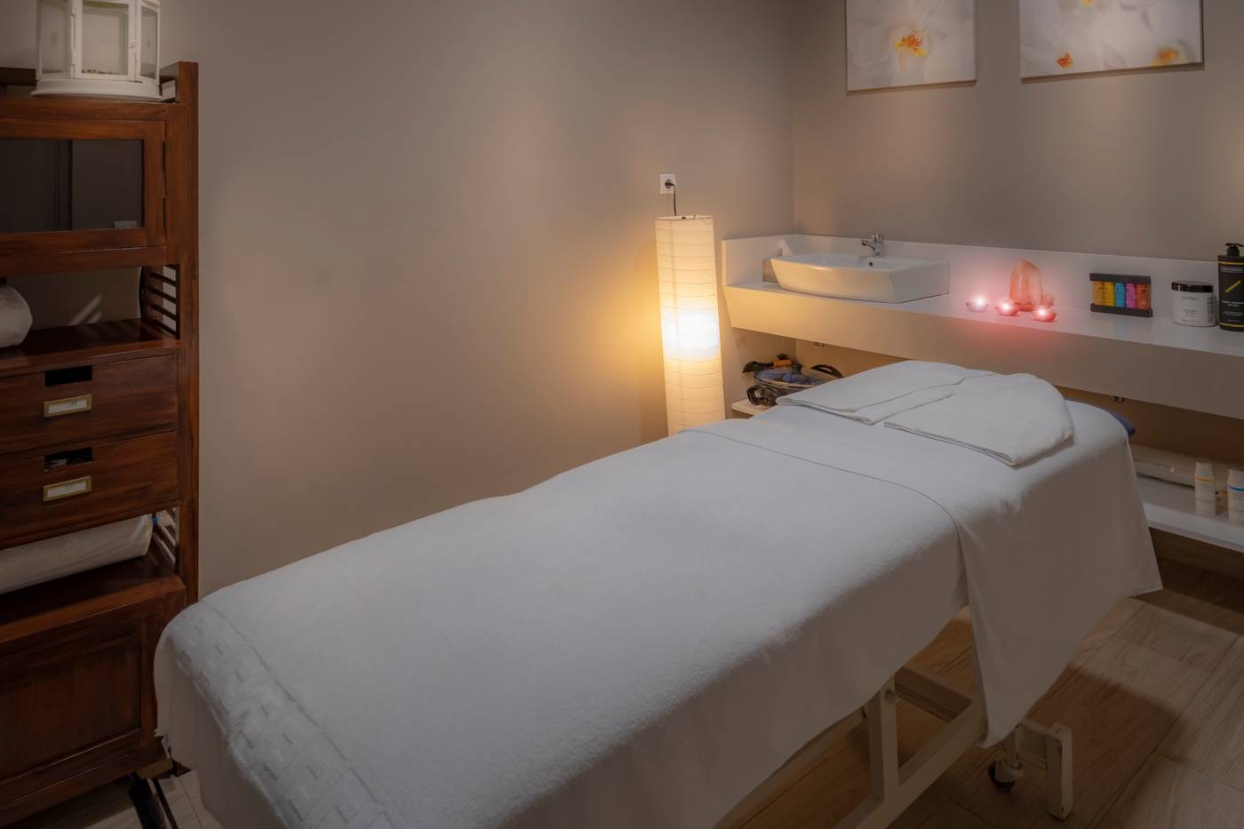 4R-Gran-Regina-Hotel-Sports-and-Entertainment-49