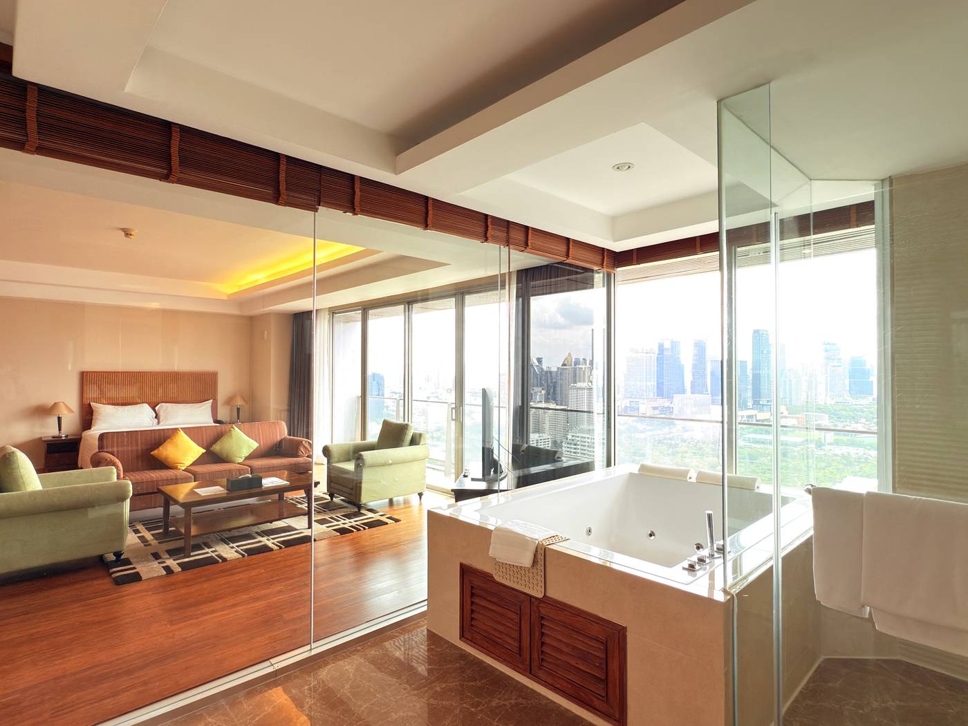 Column-Bangkok-Room-41