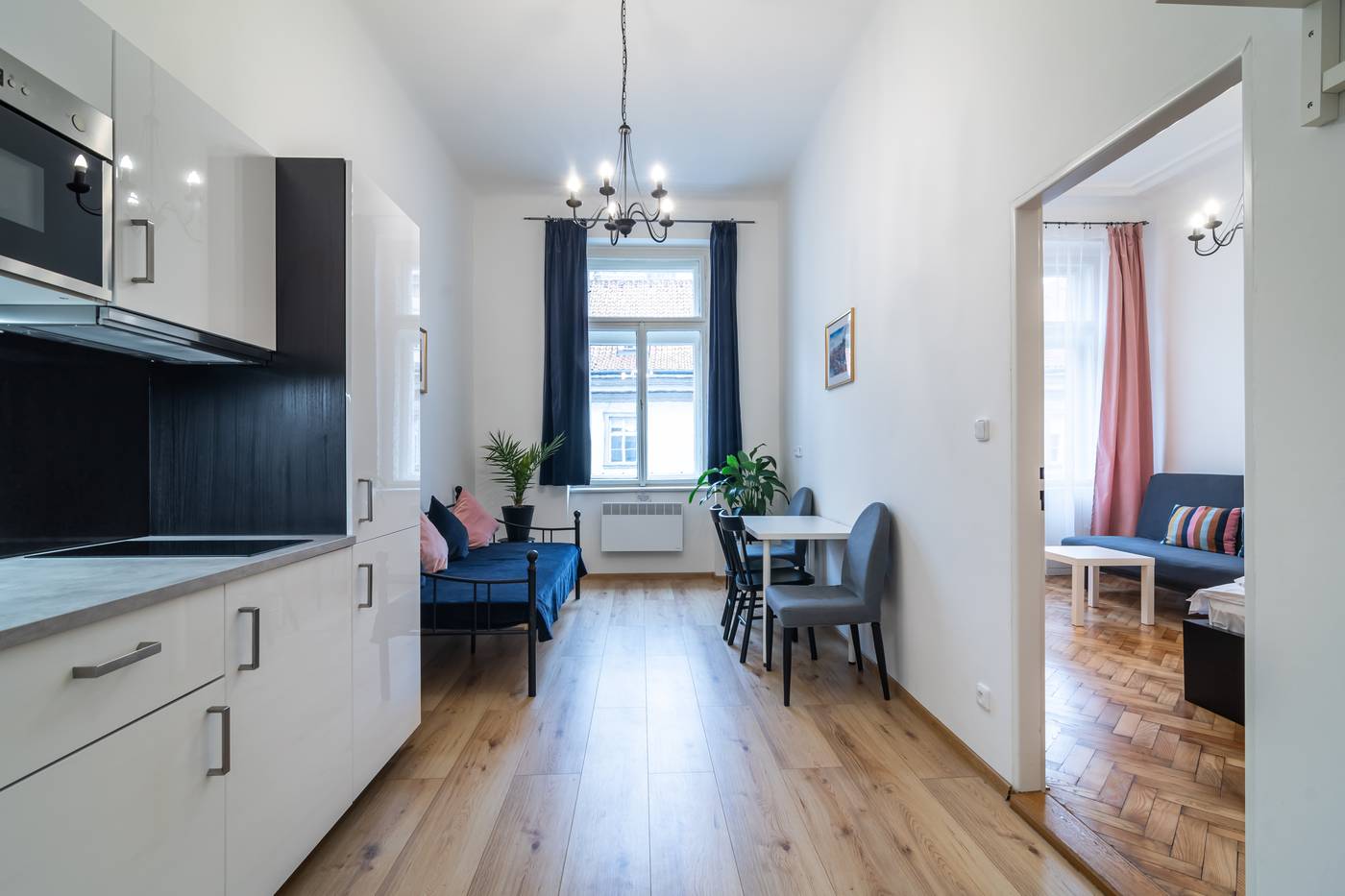 Royal-Road-Residence-Room-31