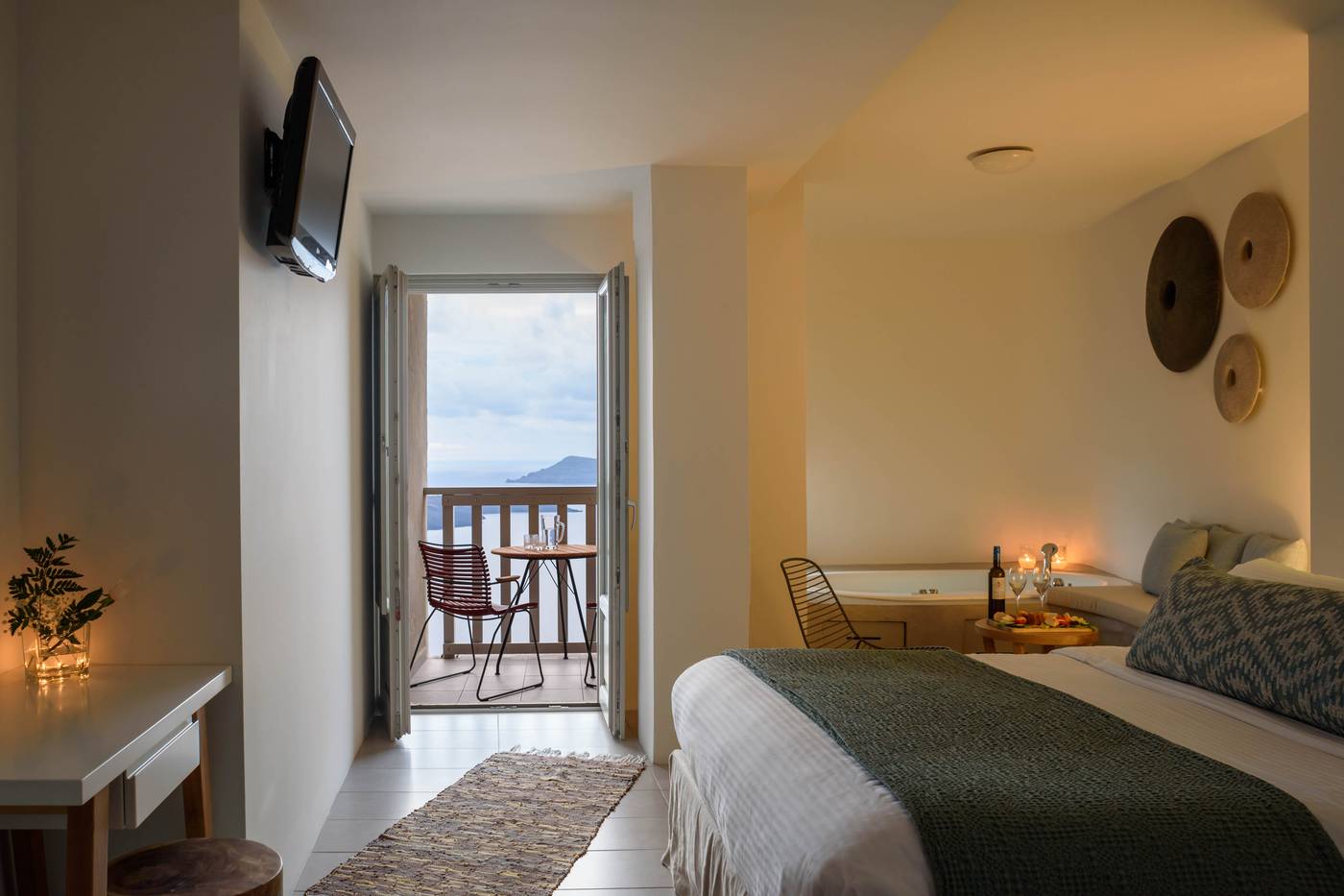 Panorama-Santorini-Boutique-Hotel-Room-12