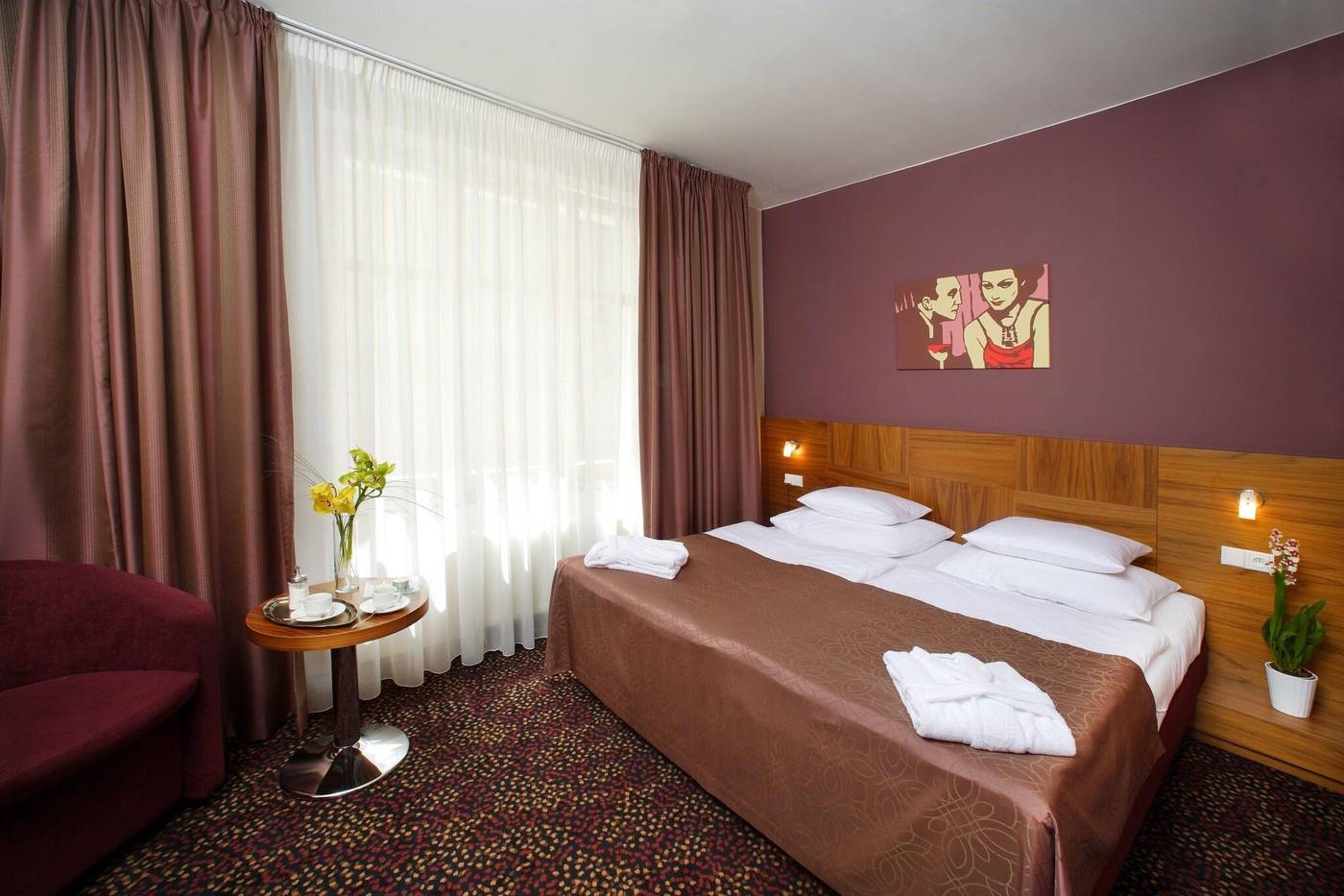 Hotel-1-Republic-Hotel-Room-12