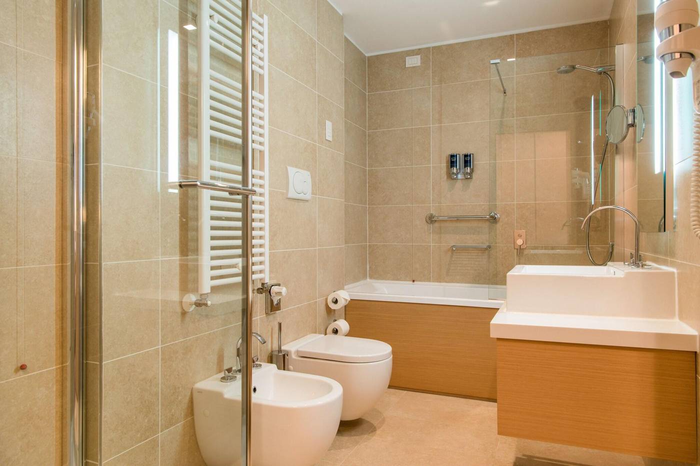 Four-Points-By-Sheraton-Venice-Mestre-Room-25