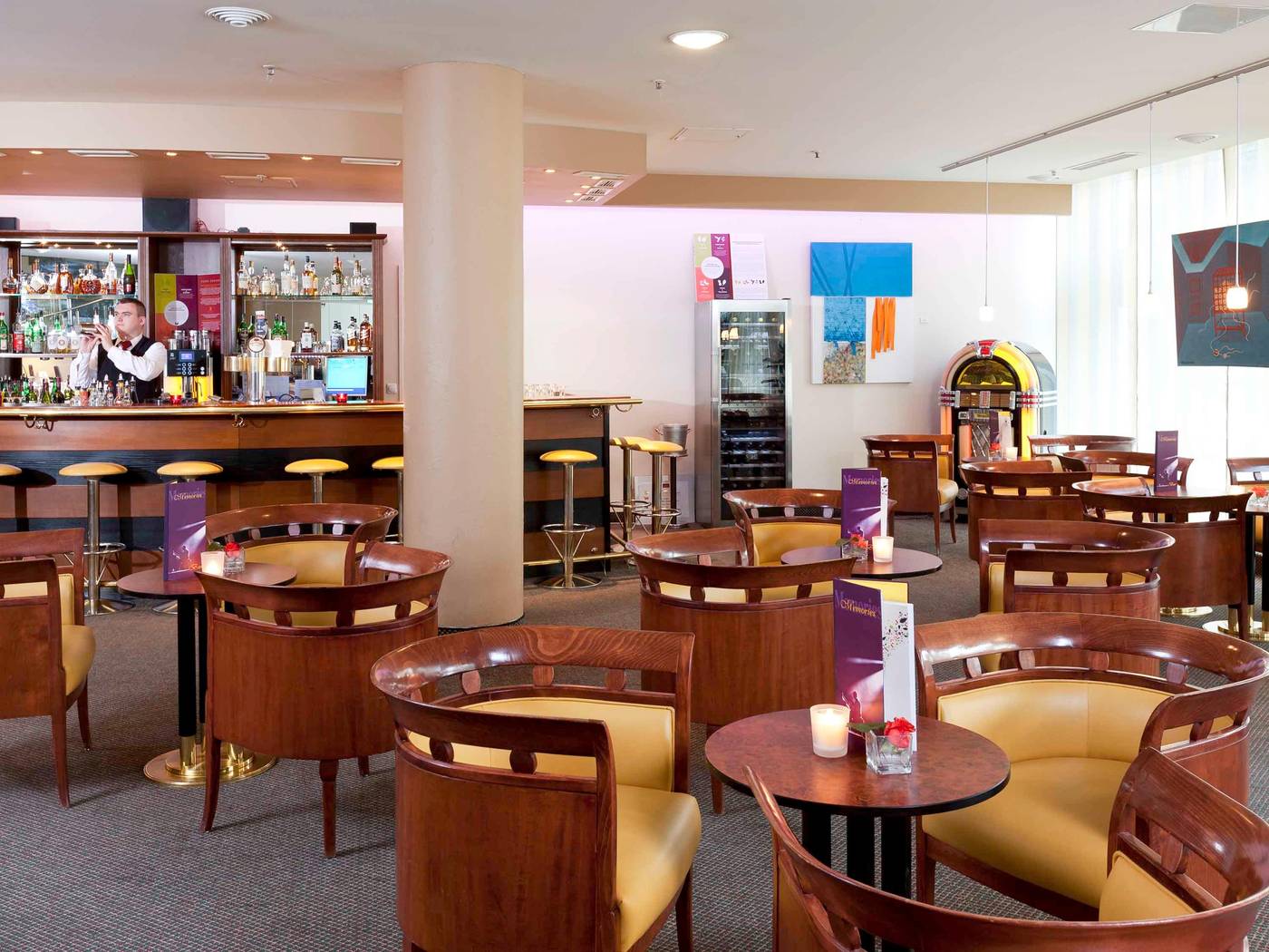 Mercure-Hotel-Berlin-Tempelhof-Bar-6