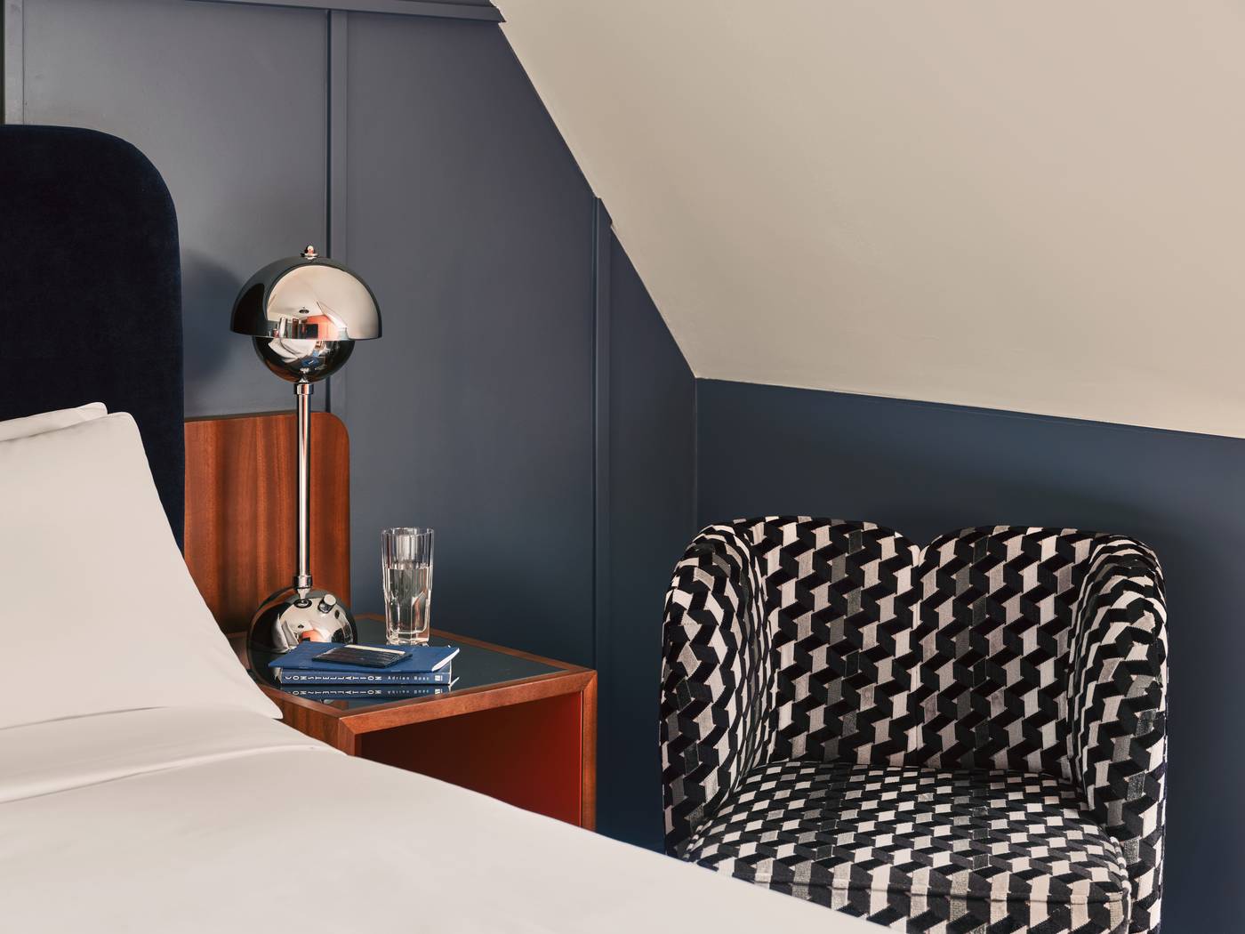 The-Hoxton-Lloyd-Amsterdam-Room-22