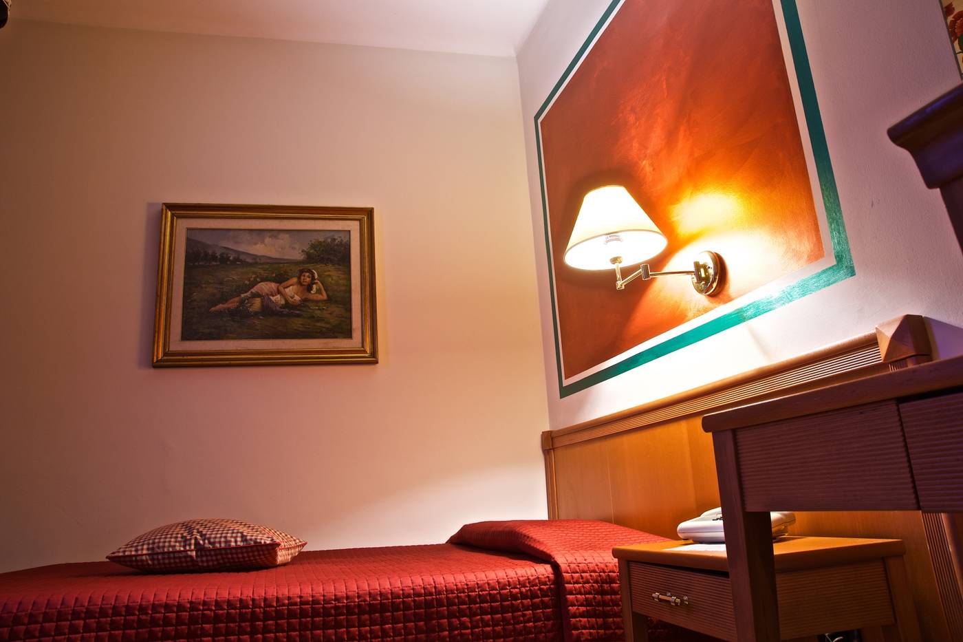 Hotel-La-Luna-Room-40