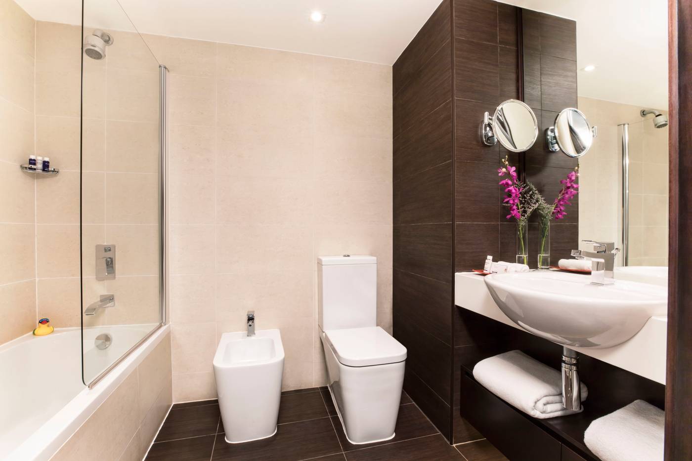 JA-Beach-Hotel-Room-36