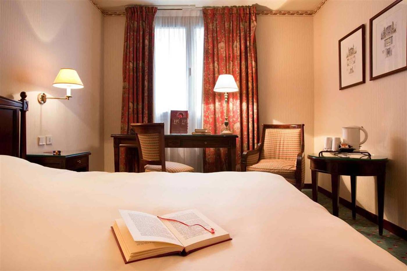 Hotel-Mercure-Paris-Tour-Eiffel-Grenelle-Room-36