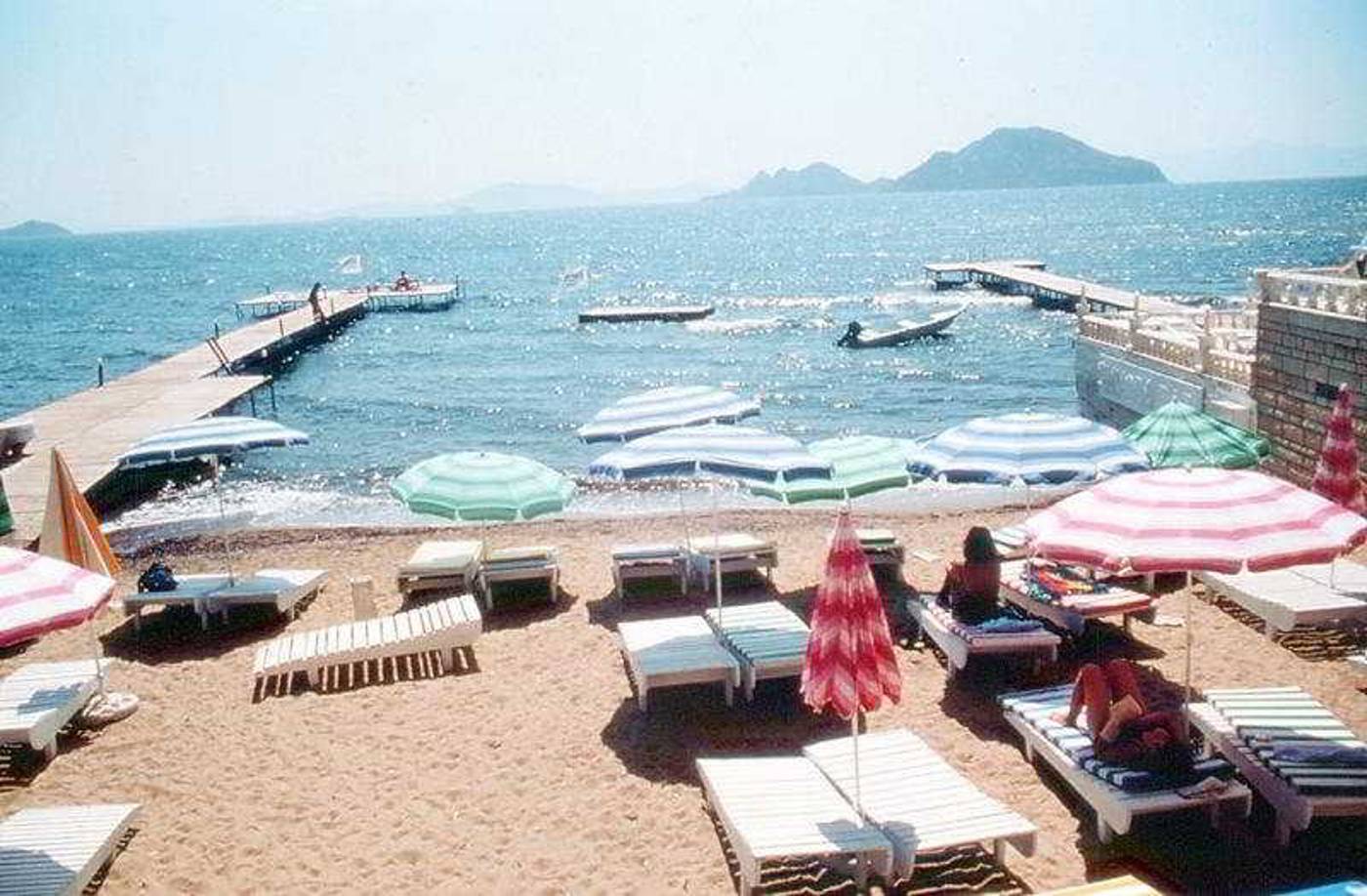 Bodrum-Sky-Beach-Hotel-Beach-12