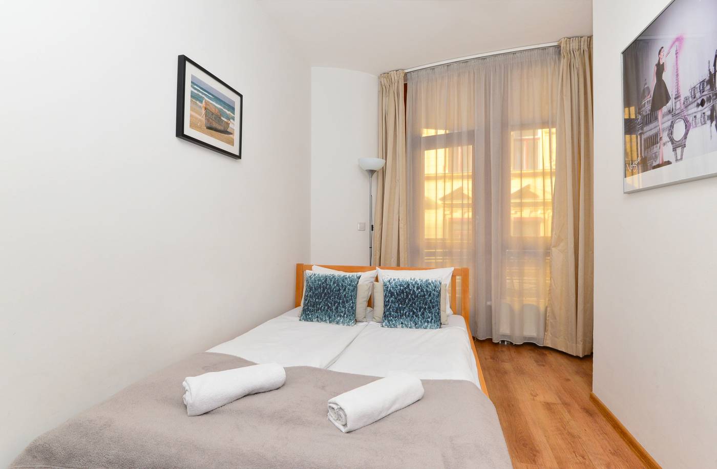 Lord-Residence-Room-24