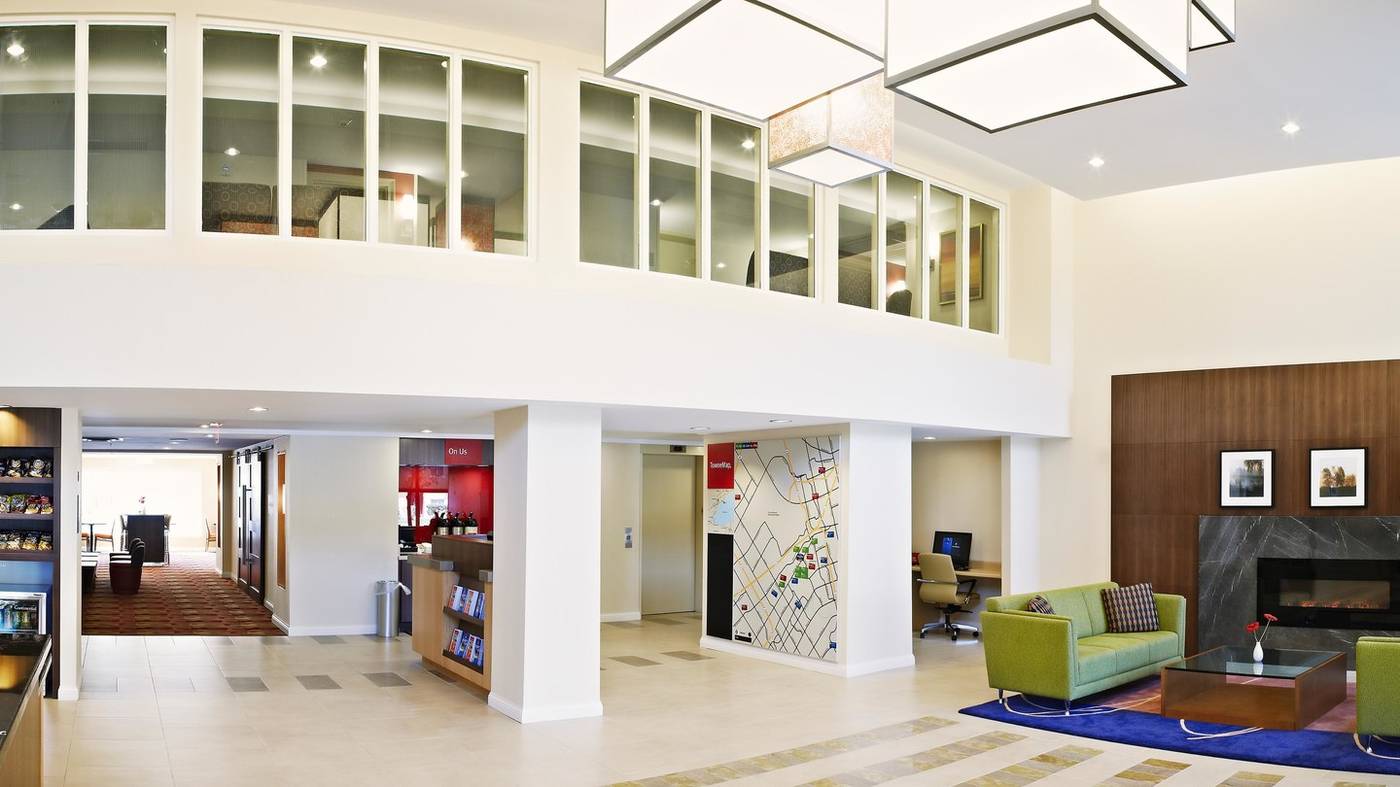 Towneplace Suites By Marriott Mississauga-Arpt Cor-Canada-Mississauga-General view-5