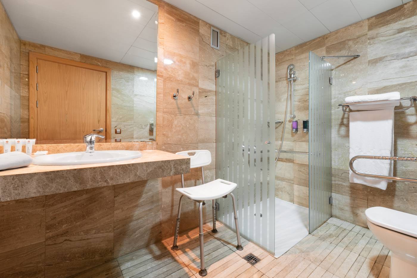 EXE-Las-Palmas-Room-35