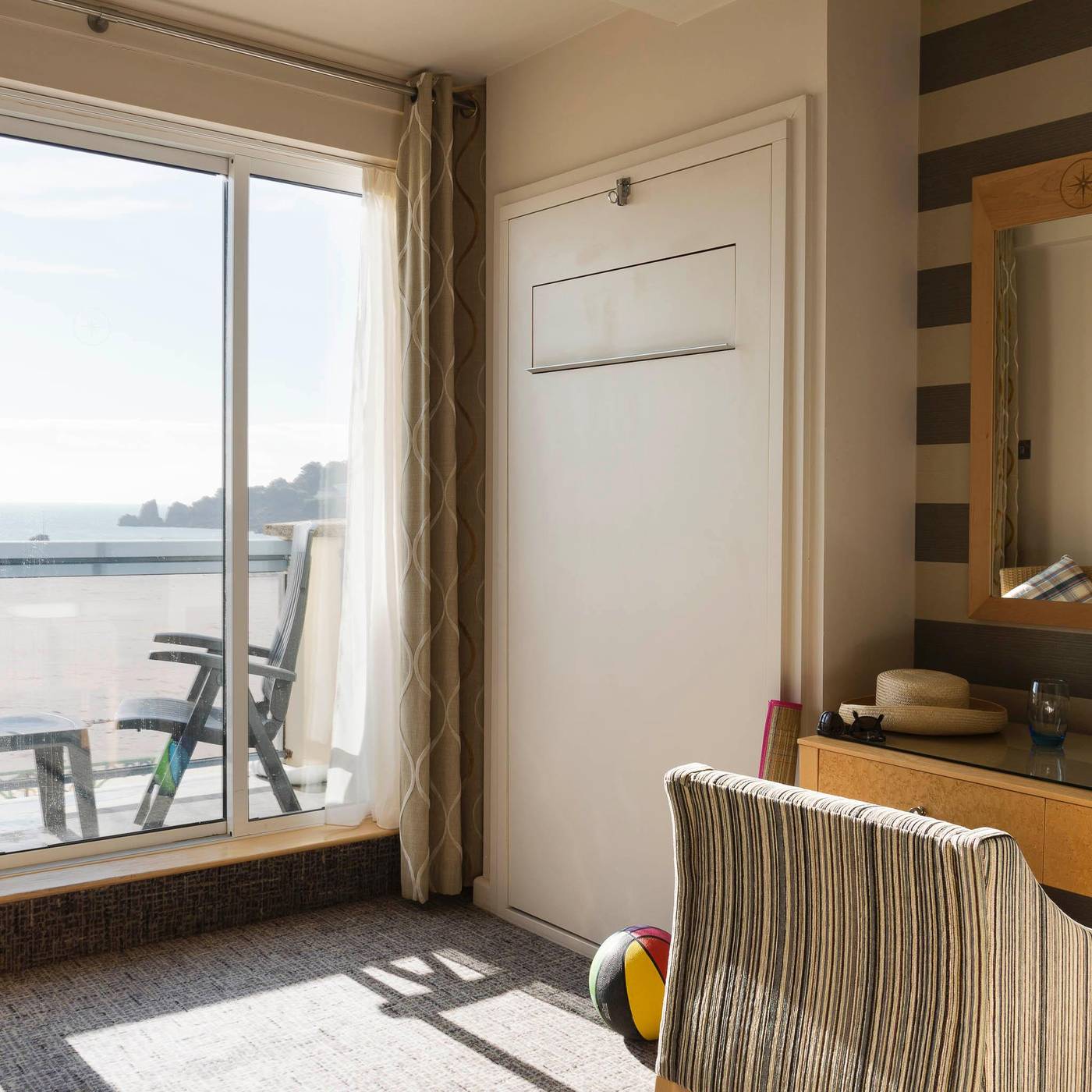 Golden-Sands-Room-30