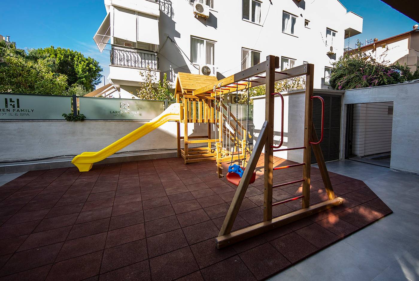 Laren Family Hotel & Spa