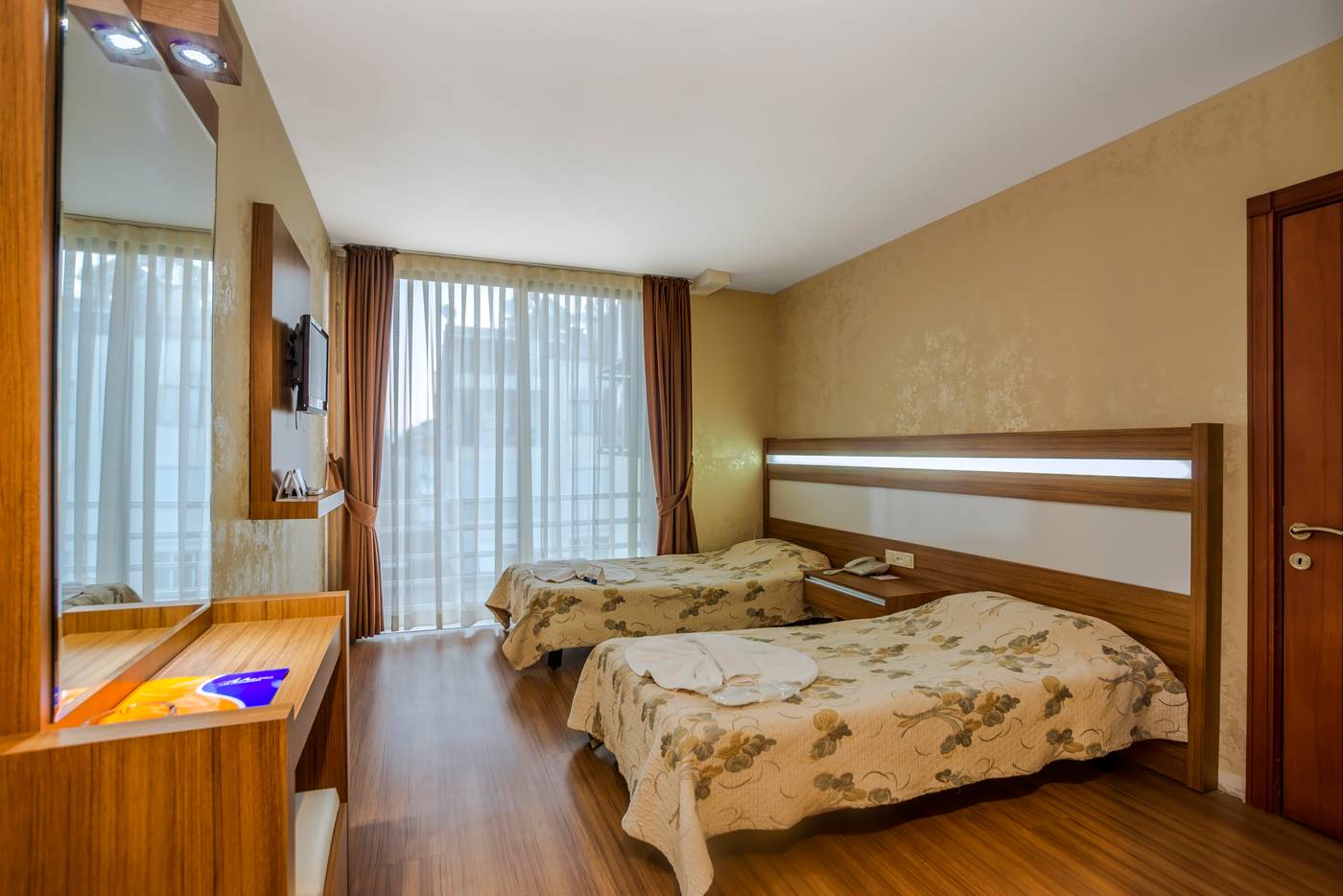 Santa-Marina-Hotel-Room-13