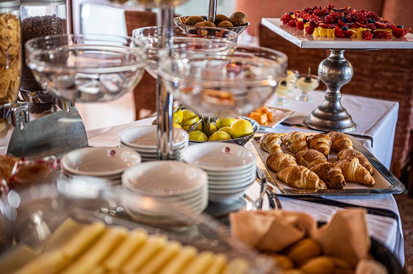 Venice-Resort-Airport-Hotel-Restaurant-36