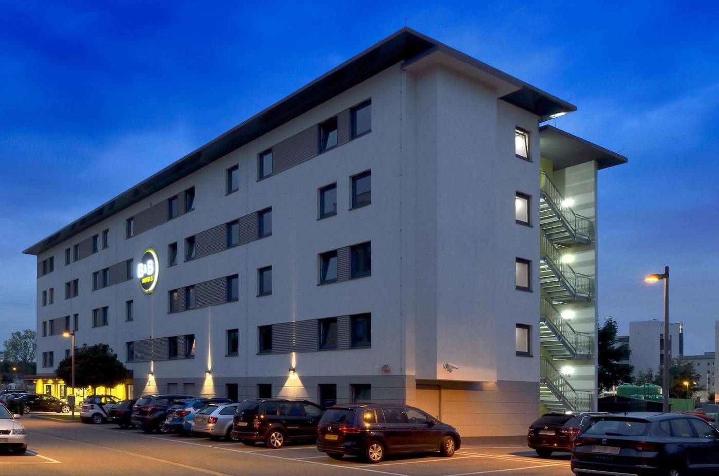 B&B Hotel Stuttgart-Vaihingen-Germany-Stuttgart-General view-4