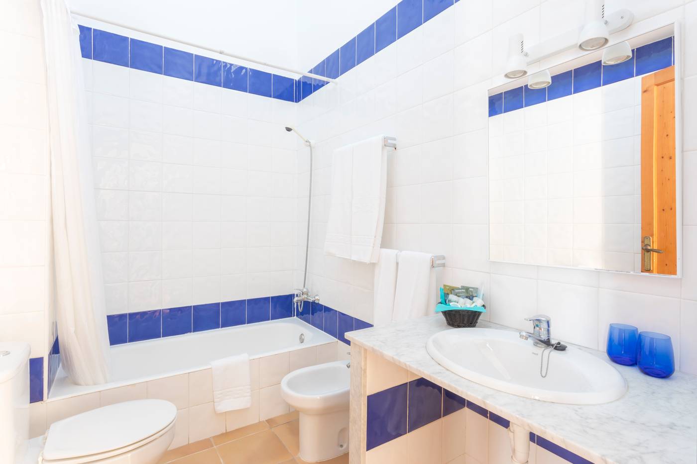 Primasud-Suites-Room-17