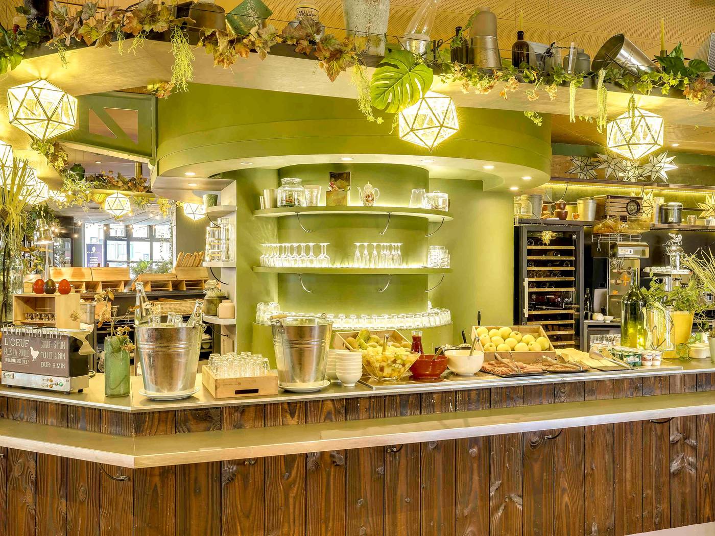 Ibis-Bastille-Opera-Restaurant-12