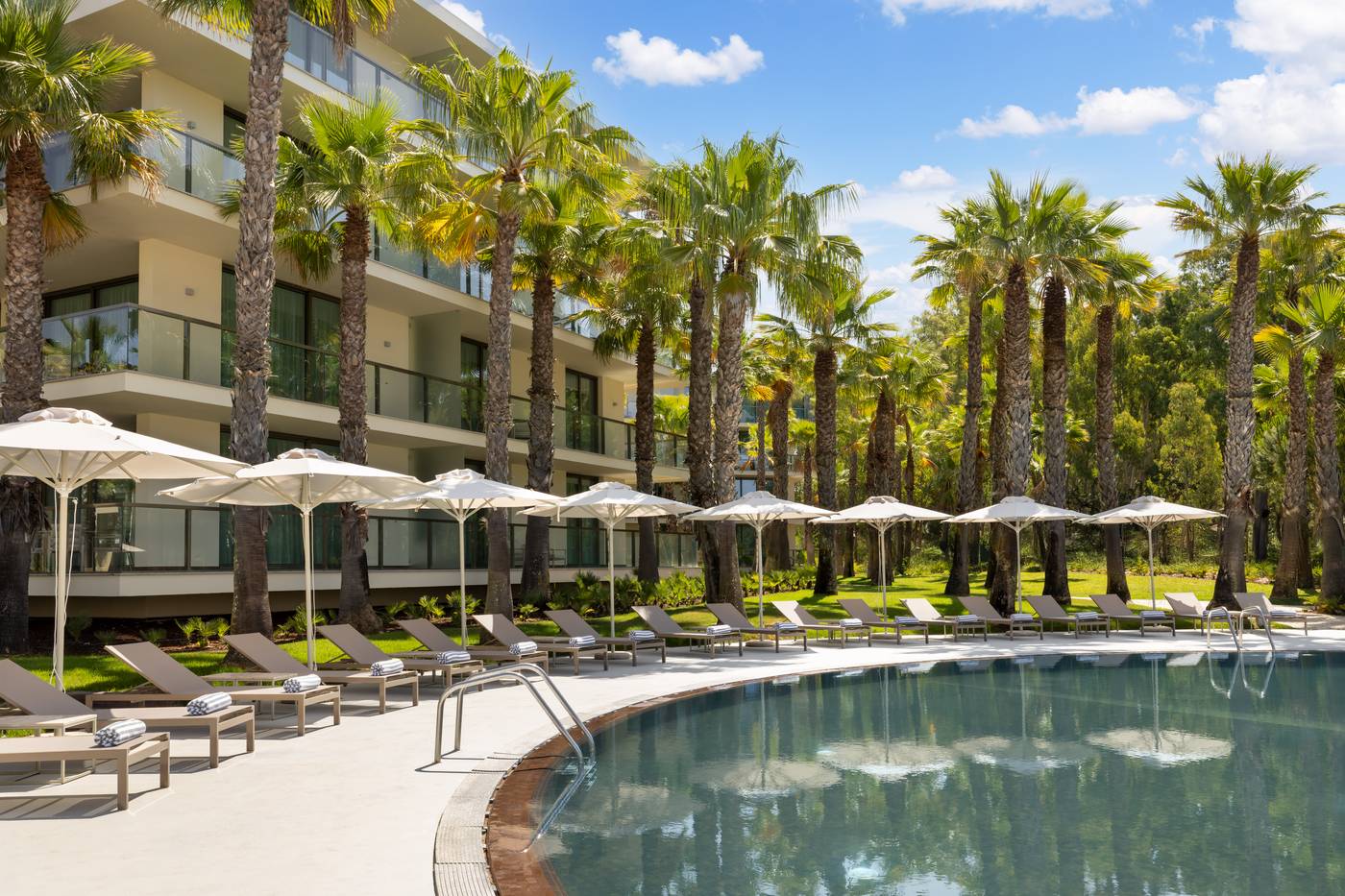 Marriot-Residences-Salgados-Resort-Pool-5