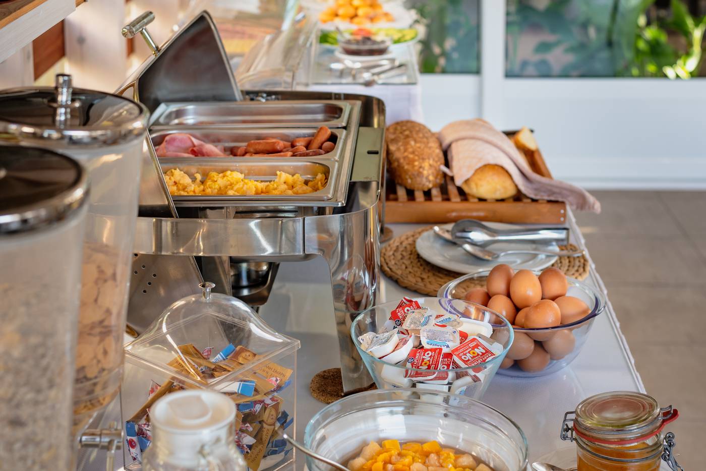 Sunday-Hotel-Restaurant-24