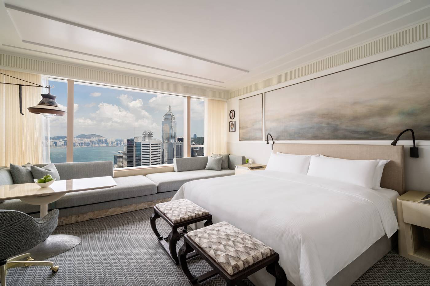 Island-Shangri-La-Hong-Kong-Room-31