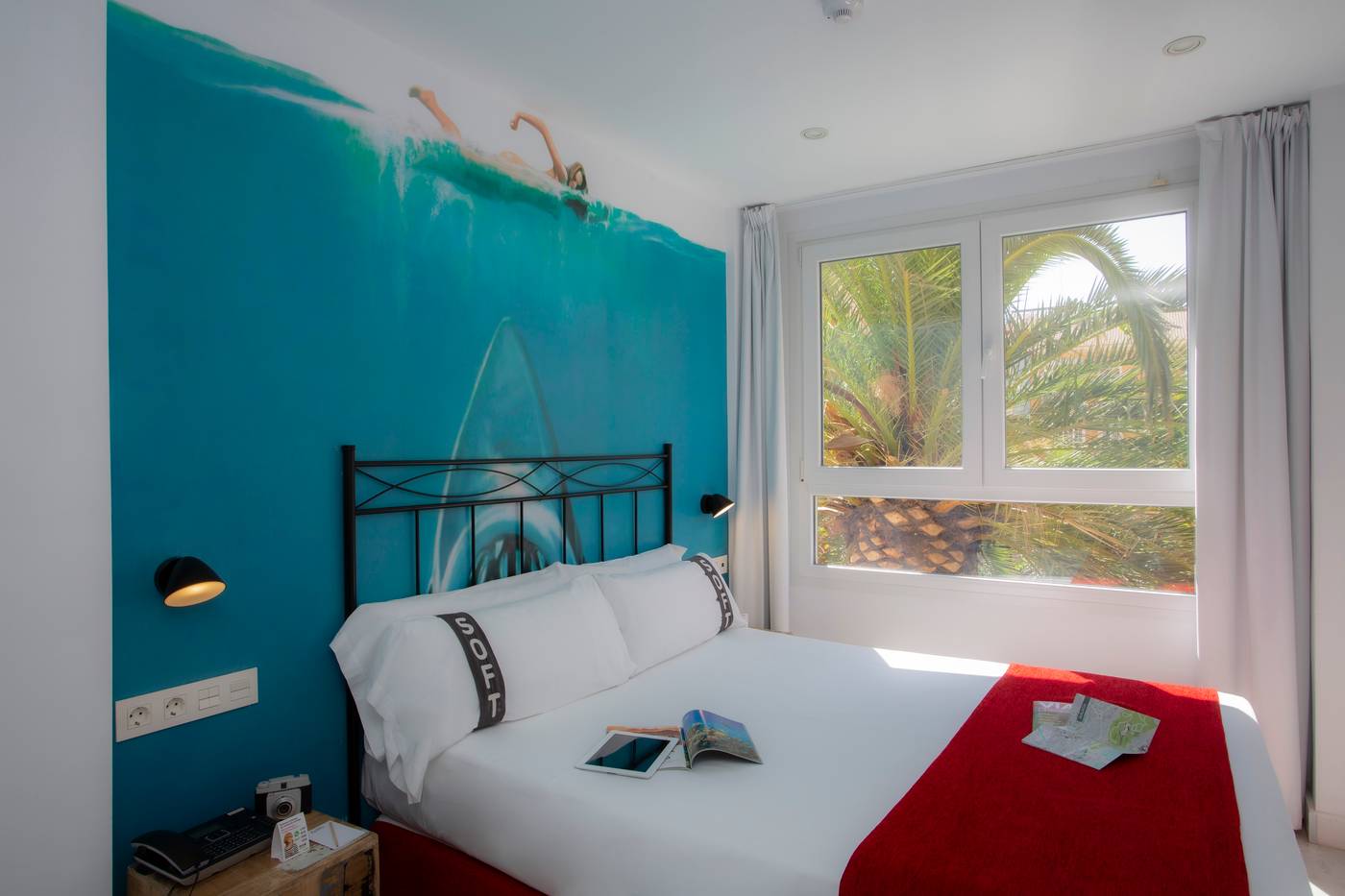 Casual-del-Mar-Malaga-Room-12