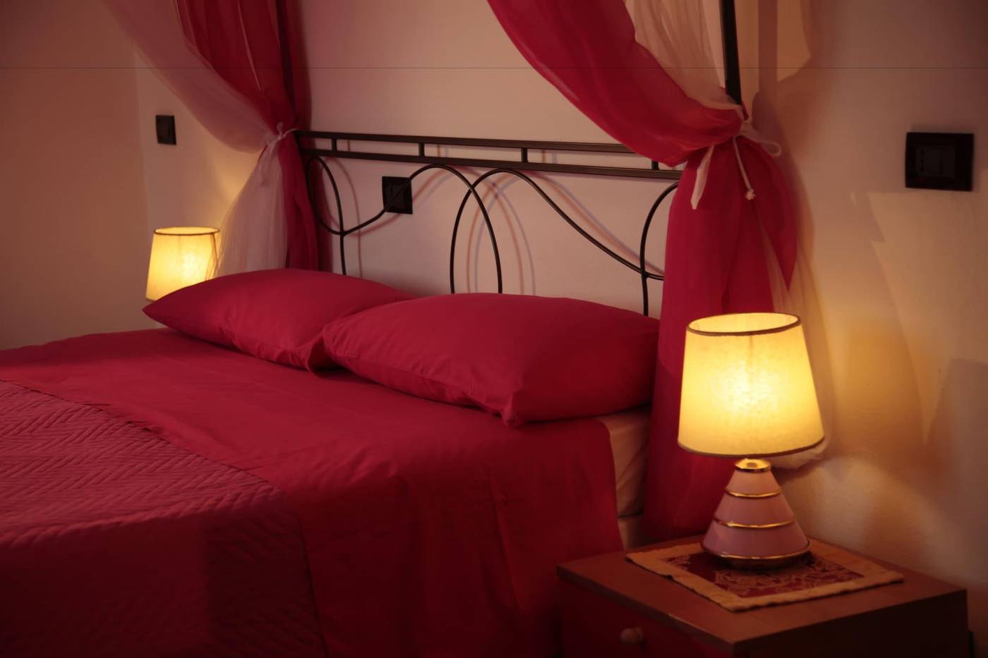 Christian-Bed-Breakfast-Room-4