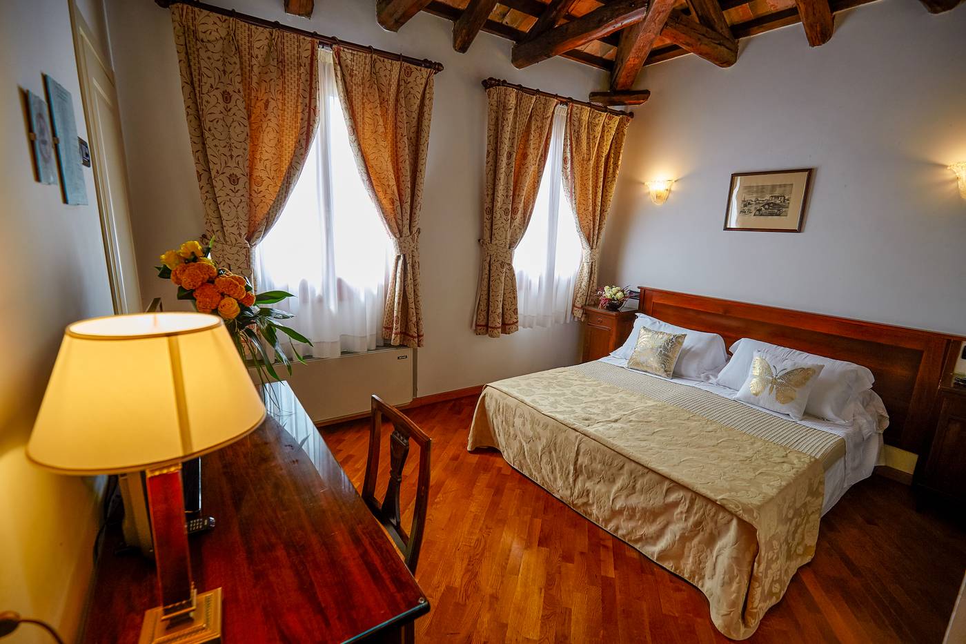 Riviera-dei-Dogi-Room-2