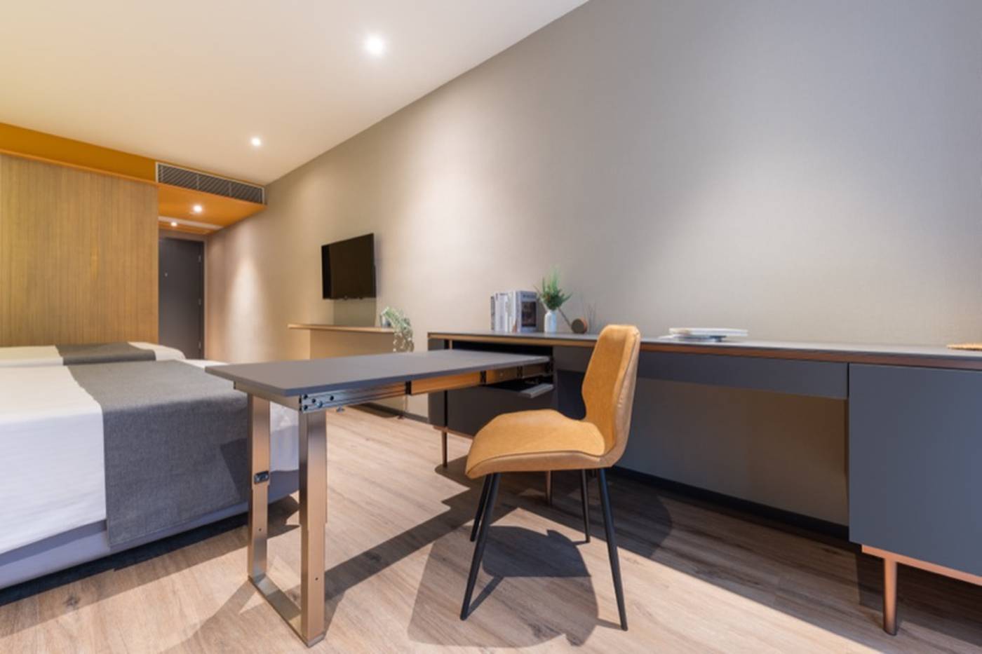 Dash-Living-On-Prat-Room-25