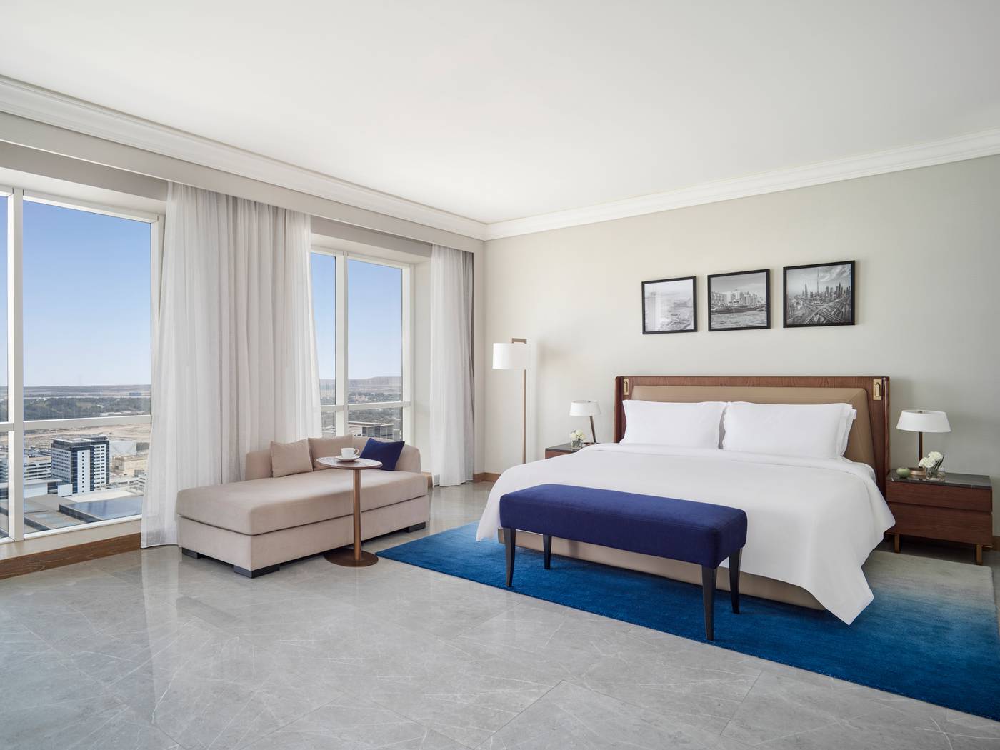 Fairmont-Dubai-Room-8