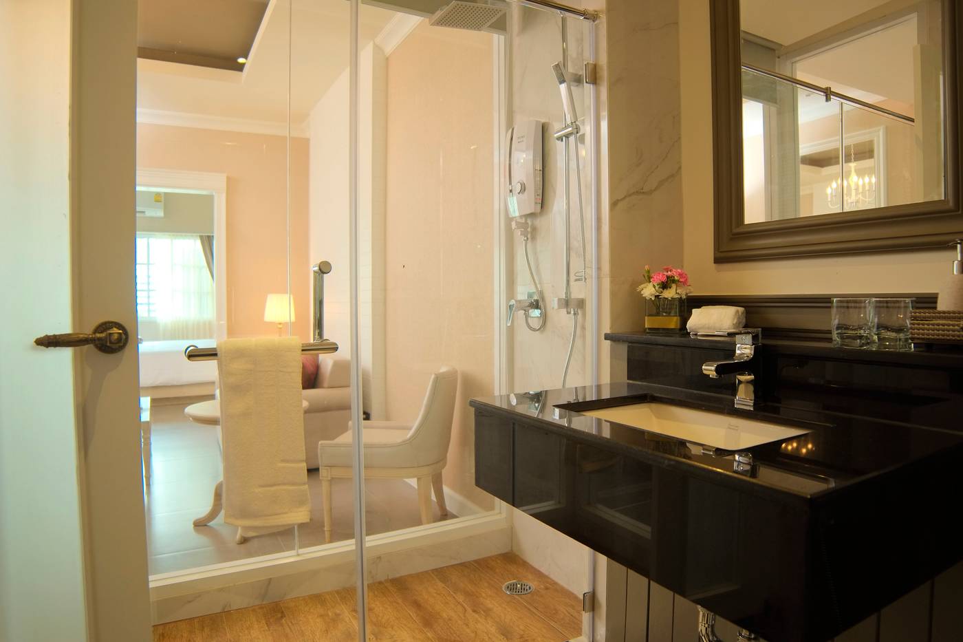 The-Raya-Surawong-Bangkok-Room-20