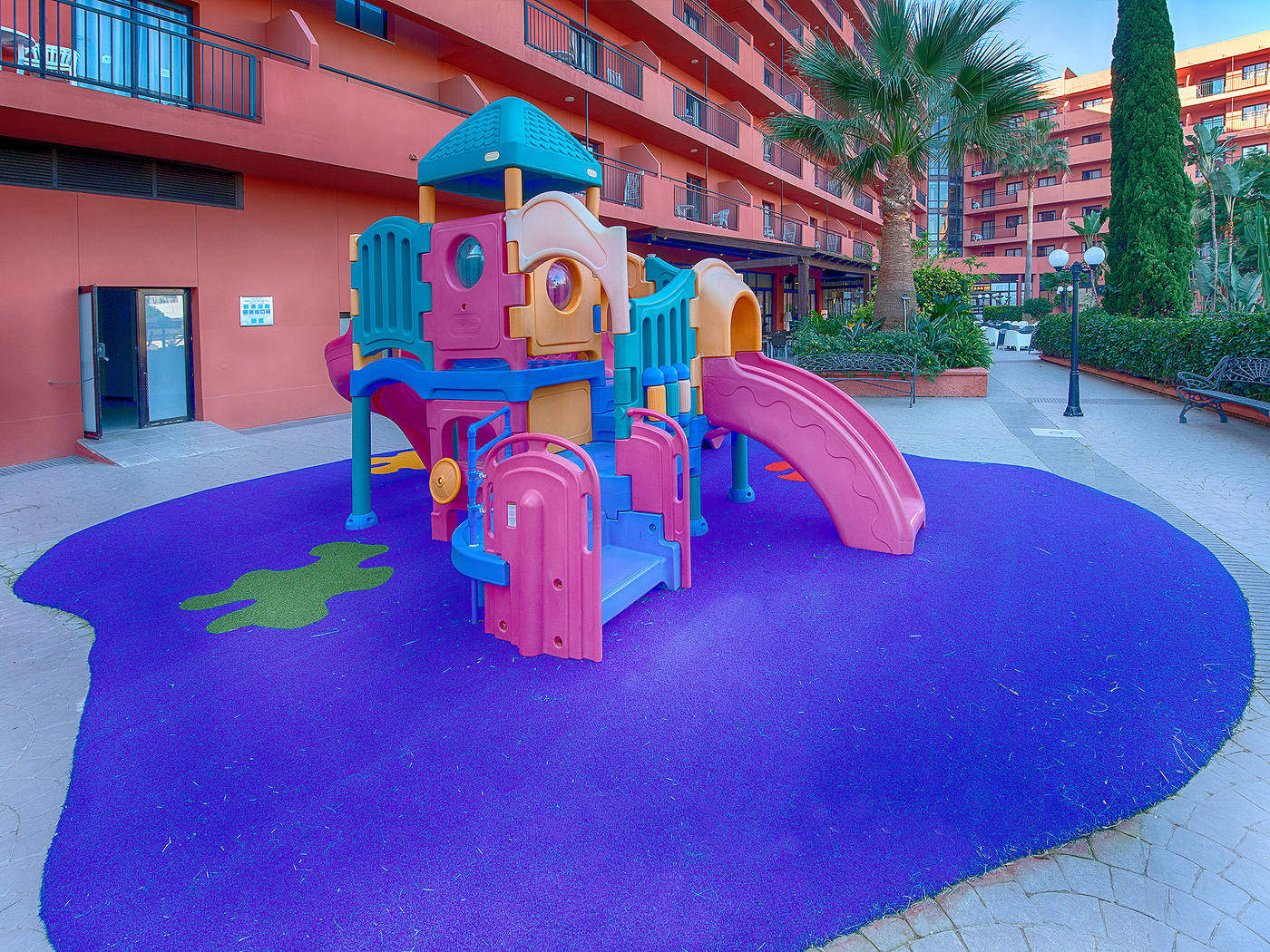 Fuengirola-Beach-Sports-and-Entertainment-46
