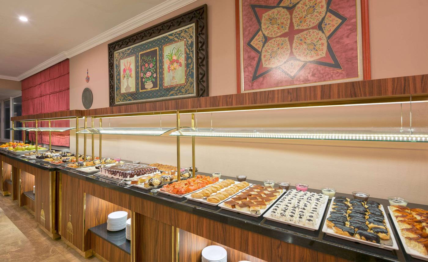 Antique-Roman-Palace-Museum-Hotel---Adults-Only--16---Restaurant-45