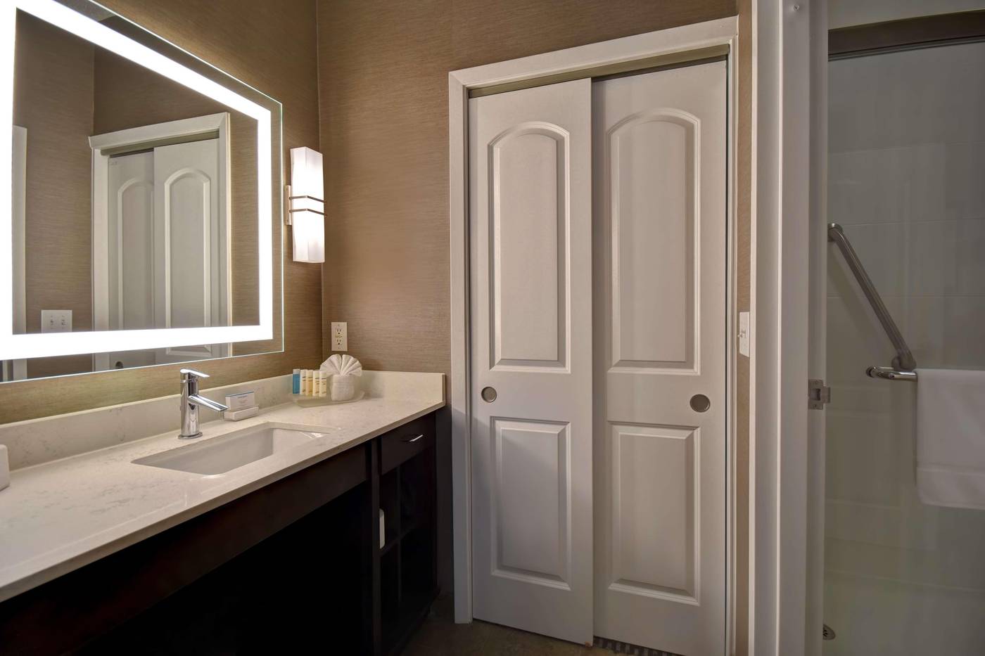 Homewood Suites By Hilton HOU Intercontinental-United States-HOUSTON-Room-10