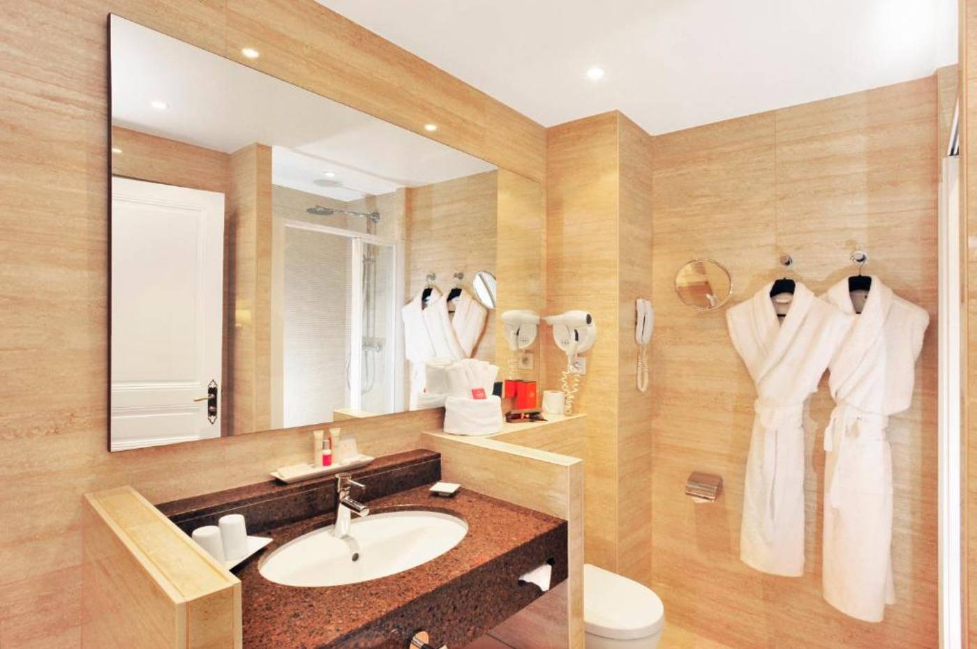 Hotel-Le-Littre-Room-49