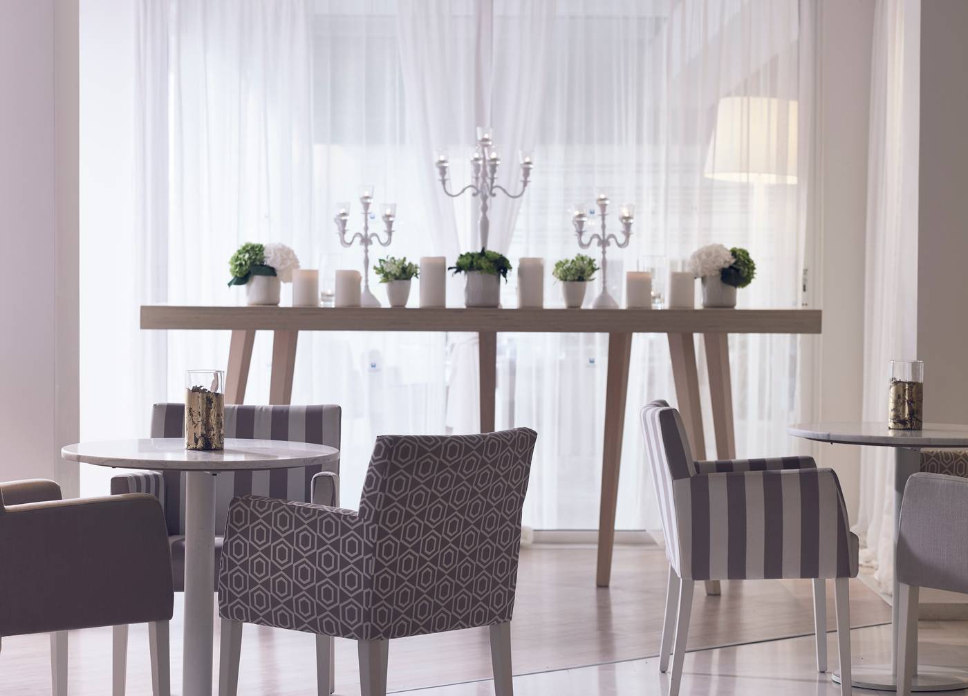 Knossos-Beach-Bungalows-Suites-Resort---Spa-Lobby-68