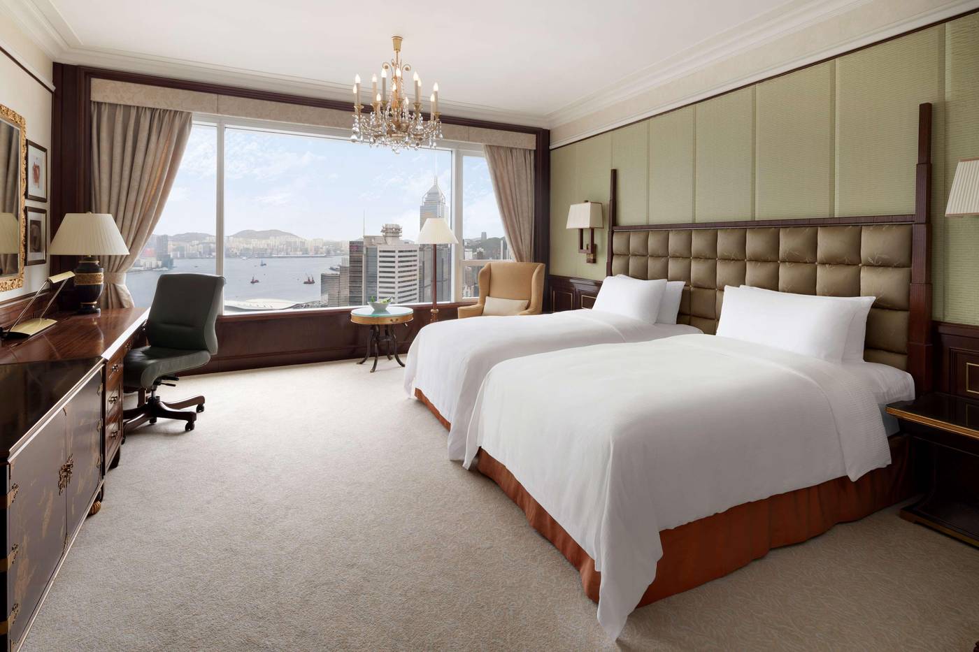 Island-Shangri-La-Hong-Kong-Room-24