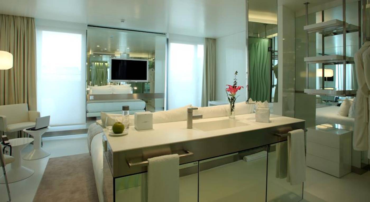 The Mirror Barcelona