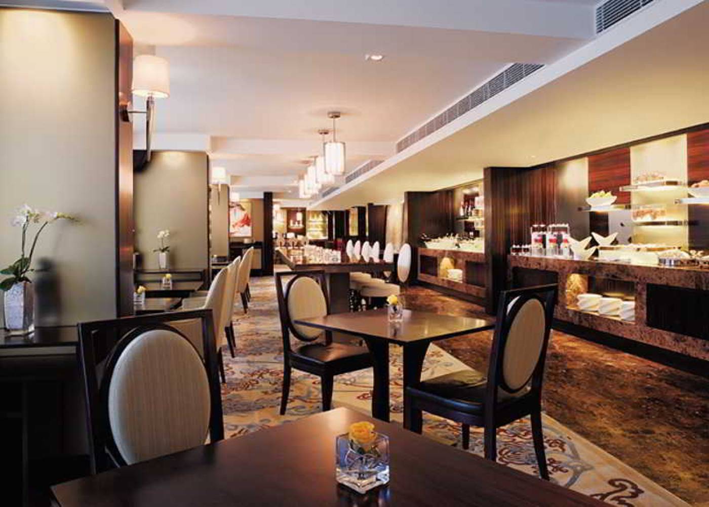 Kowloon-Shangri-La-Hong-Kong-Bar-16