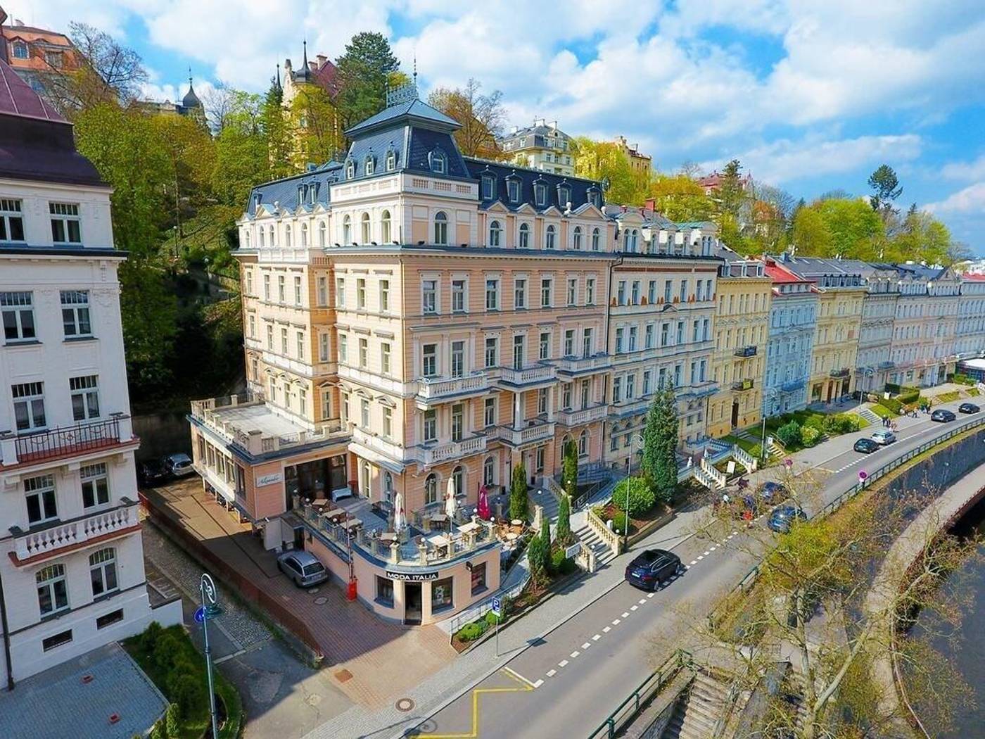 Humboldt Park-Czech Republic-KARLSBAD-General view-1
