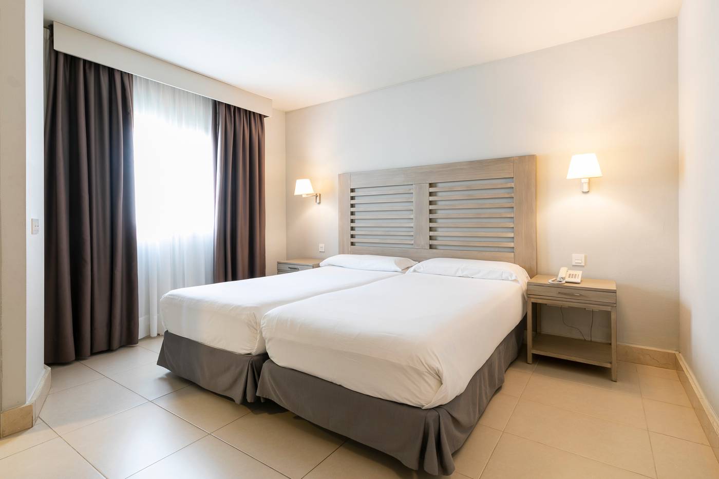 HD-Beach-Resort-Room-37